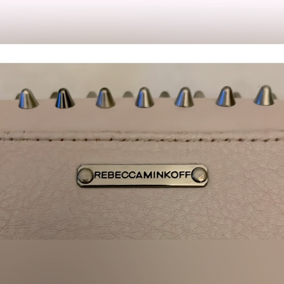 STUFF THE BAG White Bow Tote/crossbody. And Glam and fun. REBECCA MINKOFF - Picture 8 of 11